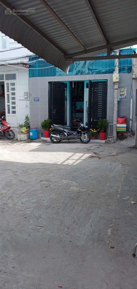 Phòng trọ giá rẻ 16m2 có gác ngay trung tâm q9 tuyệt đối an ninh, gần chợ trường học bệnh viện