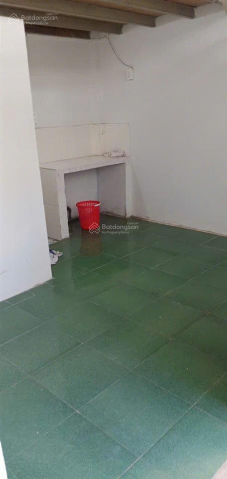 Phòng trọ giá rẻ 16m2 có gác ngay trung tâm q9 tuyệt đối an ninh, gần chợ trường học bệnh viện