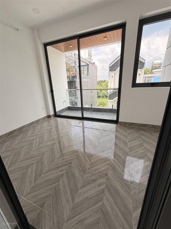 Bán np 4,2m tại hẻm 47, trường lưu, q9, 5,2 tỷ, 50,3m2 hàng hot
