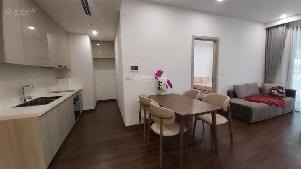 Bán gấp  cc cao cấp  smart city  masteri tòa a  2 ngủ 2 wc  60m2 chỉ 6,x tỷ  thương lượng