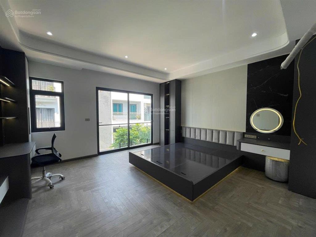 Nhà vip khu vip phố ngọc thụy  22.5 tỷ