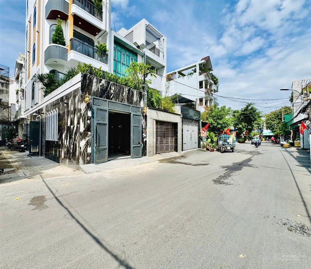 Siêu phẩm mặt tiền gò vấp gần công viên làng hoa 60m gía nhỉnh 14 tỷ