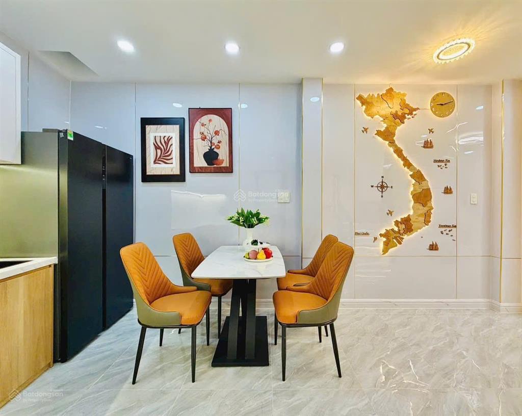 Bán nhà gần ngã 5 gv quang trung, 4,55 tỷ, 38 m2 mới full nội thất