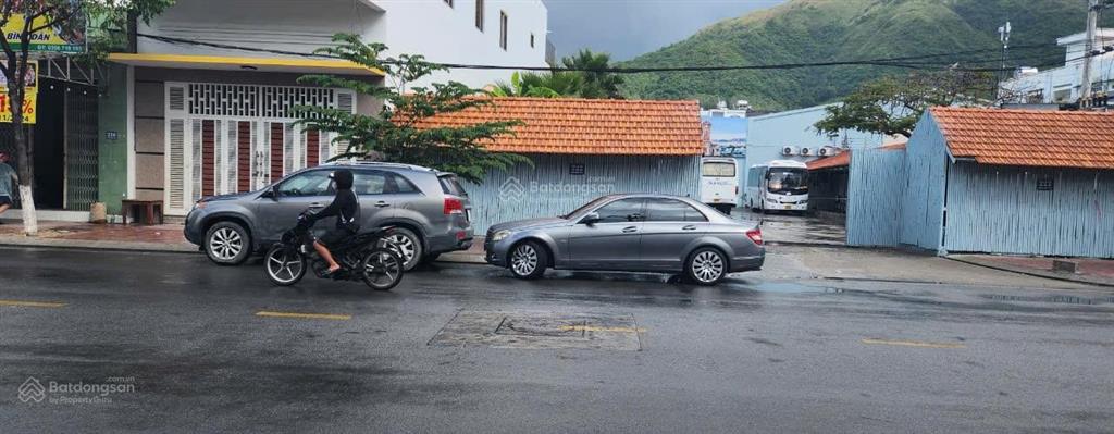 Cho thuê mặt bằng lớn 3750m2 tại trung tâm thành phố nha trang, phù hợp siêu thị, trung tâm mua sắm