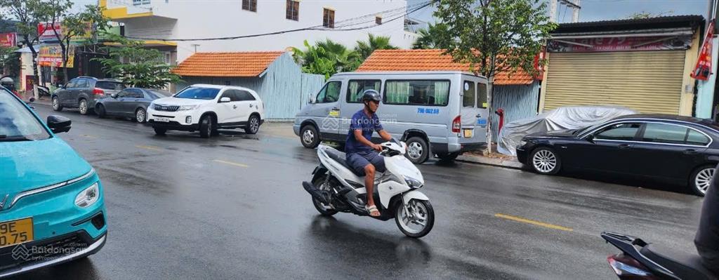Cho thuê mặt bằng lớn 3750m2 tại trung tâm thành phố nha trang, phù hợp siêu thị, trung tâm mua sắm