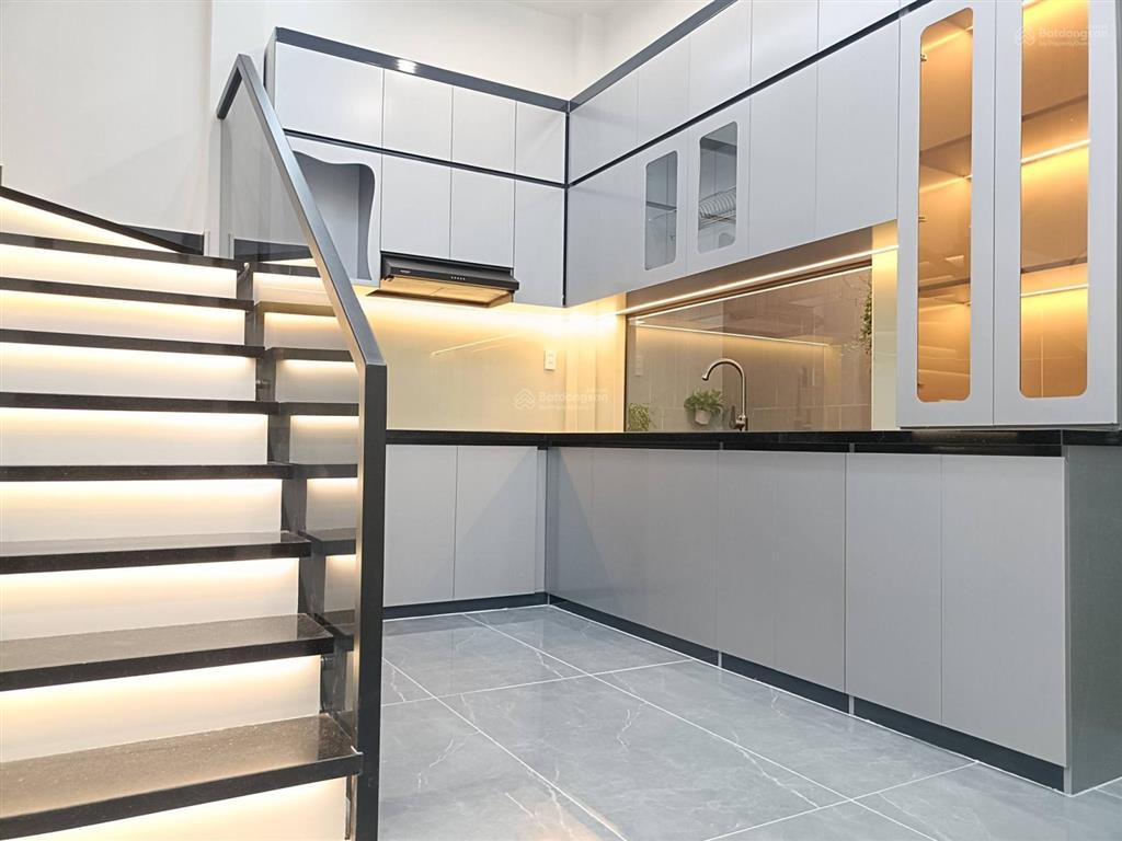 Nhà 1 lầu tum 8,2x13 hẻm nhựa 6m thông 2/ huỳnh thị na