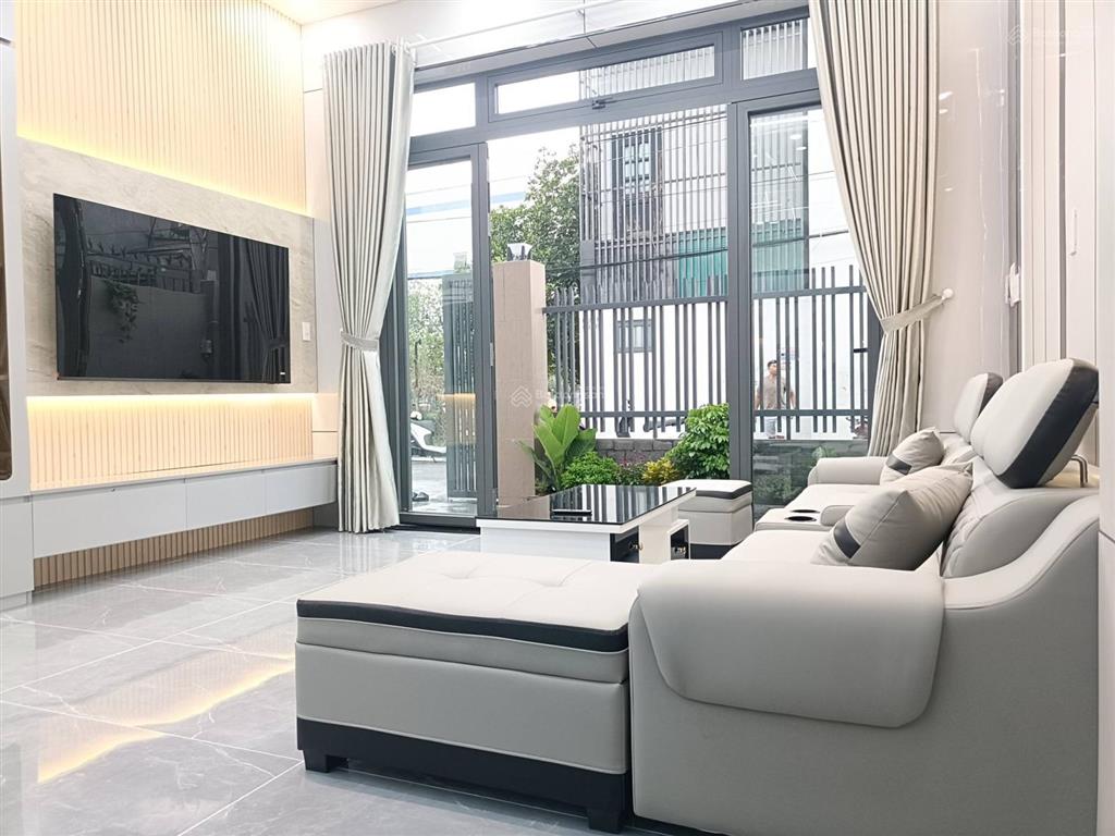 Nhà 1 lầu tum 8,2x13 hẻm nhựa 6m thông 2/ huỳnh thị na