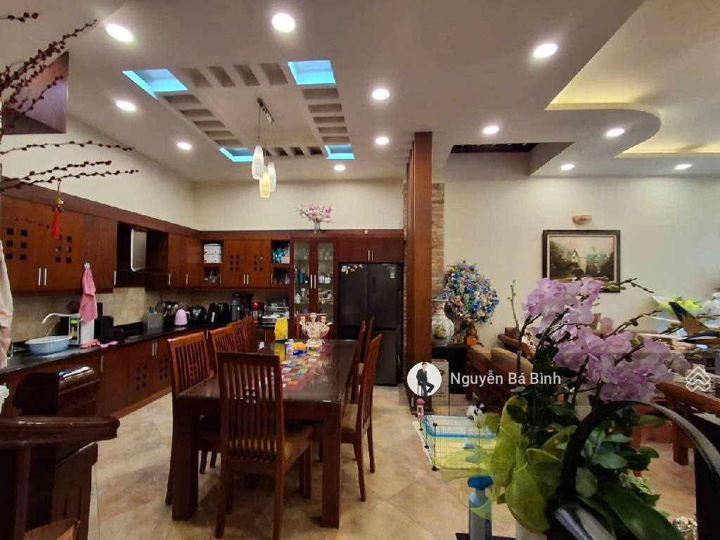 Siêu phẩm phố bồ đề  vị trí vàng  nằm ngay trái tim bồ đề  mấy bước chân ra thẳng hồ bồ đề