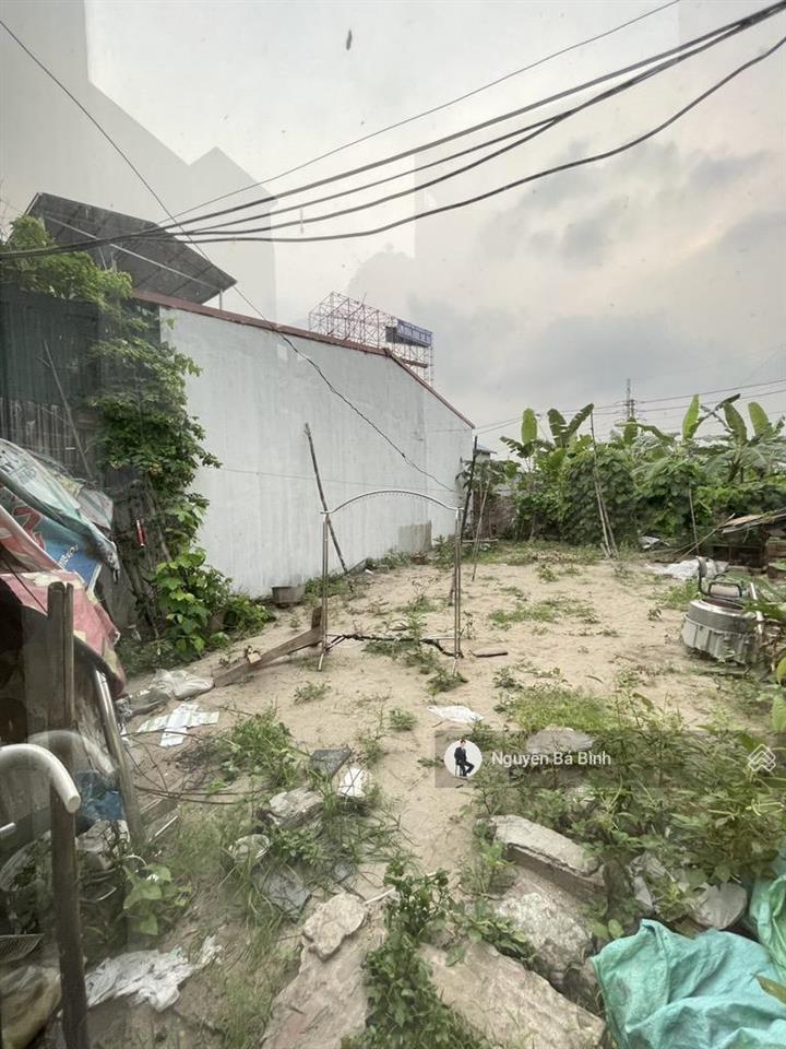 Đường đê vàng, đất đẹp cổ bi  gần ô tô tránh  ô tô vào đất  diện tích rộng  giá tốt