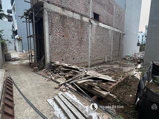 Chính chủ cần bán gấp lô đất cực đẹp 45m2 tại trung tâm phúc lợi đường thông diện tích lớn