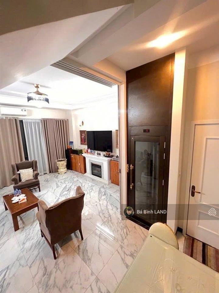Siêu phẩm nhà dân xây gần phố ngô gia tự 53m2, 5 tầng thang máy ngõ ô tô tải