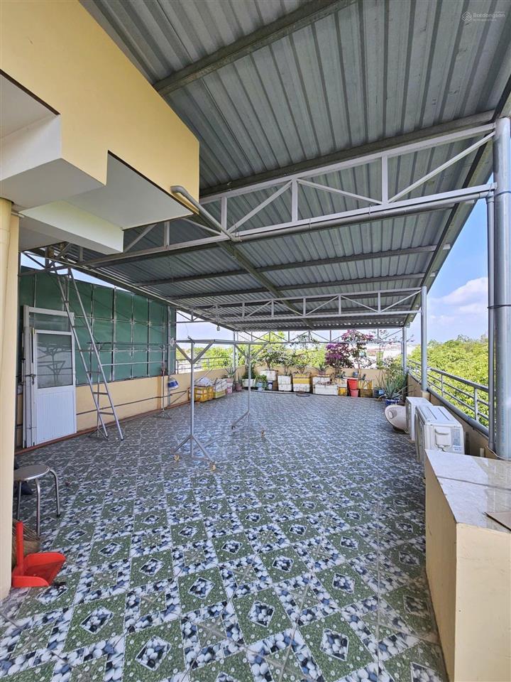 Cho thuê nhà 1 trệt 3 lầu 6 phòng ngủ