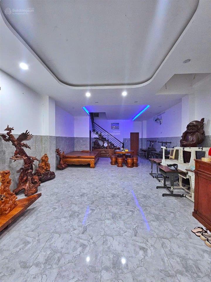 Cho thuê nhà 7 phòng ngủ khu dân cư vĩnh phú 1