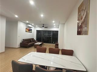 Bán gấp căn hộ 4pn, 3wc, 136m2 tại hpc landmark 105, la khê, hà đông, giá thỏa thuận