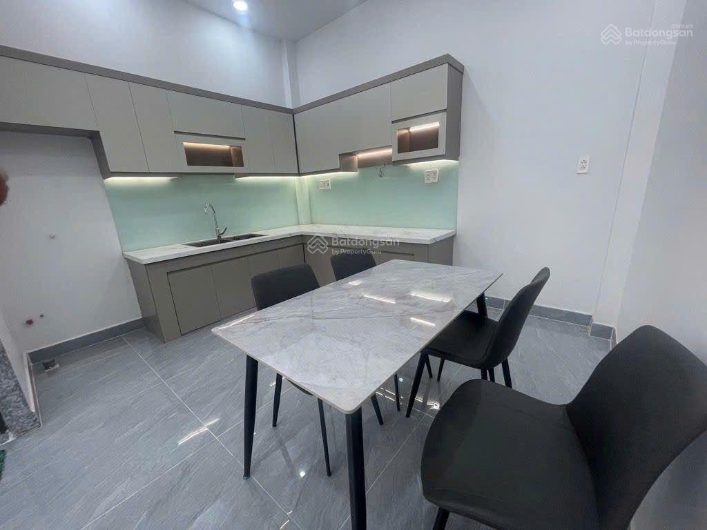 50m2 x 3 lầu đúc  bình thạnh 3p ngủ lớn  chỉ 5,48 tỷ tl  4,2x12 sổ vuông
100m ra mt