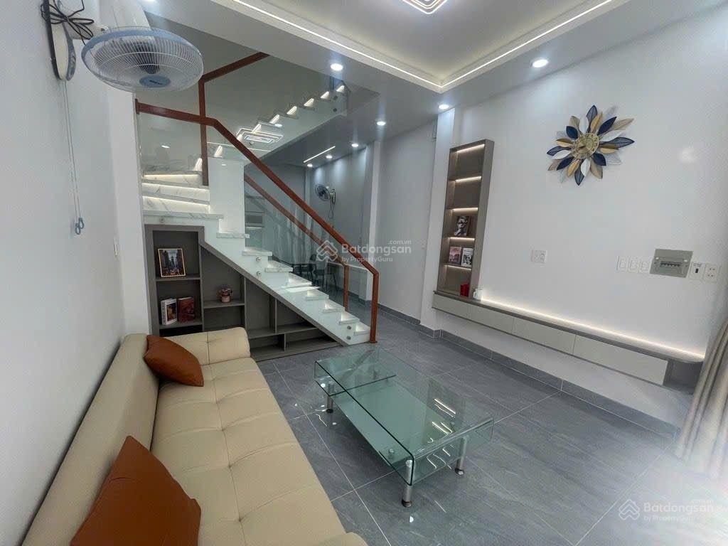 50m2 x 3 lầu đúc  bình thạnh 3p ngủ lớn  chỉ 5,48 tỷ tl  4,2x12 sổ vuông
100m ra mt