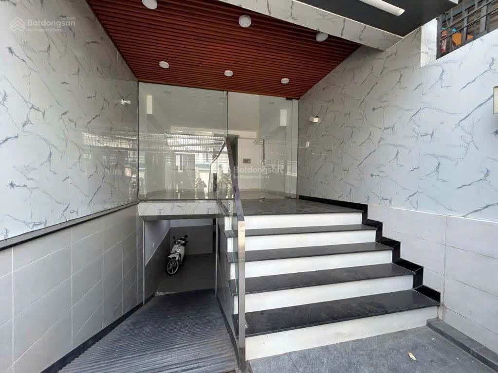 Mặt tiền kinh doanh  bình thạnh  360m2 dtsd 7 tầng + thang máy  hầm  9pn chỉ 14,29 tỷ