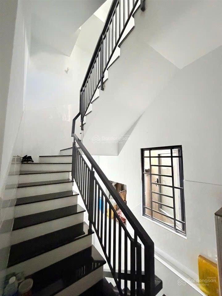 Lê quang định bình thạnh 3,9x13 46m2 x 3 tầng  chỉ 5,3 tỷ tl 3p ngủ 3wc cạnh mt an ninh