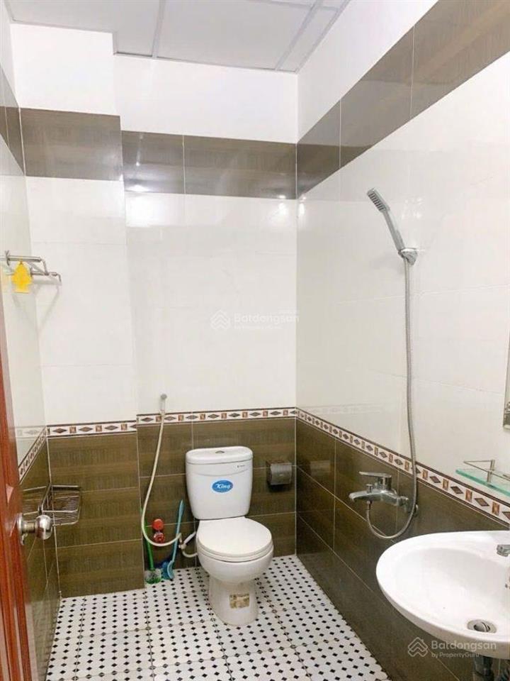 Chính chủ gửi  bùi đình túy  bình thạnh hẻm 5m 68m2 x 4 lầu 6pn 4x17  8,65tỷ