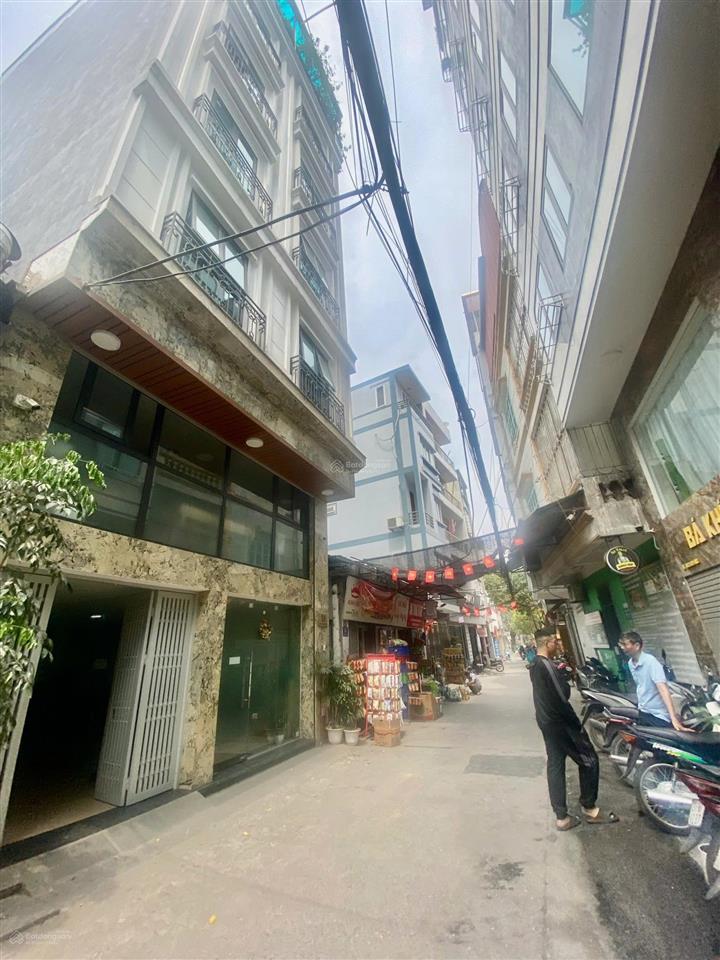 Tôi cần bán gấp trong tuần nhà phố vũ ngọc phan, láng thượng, đống đa, 50 tỷ, 144m2  0912 256 ***