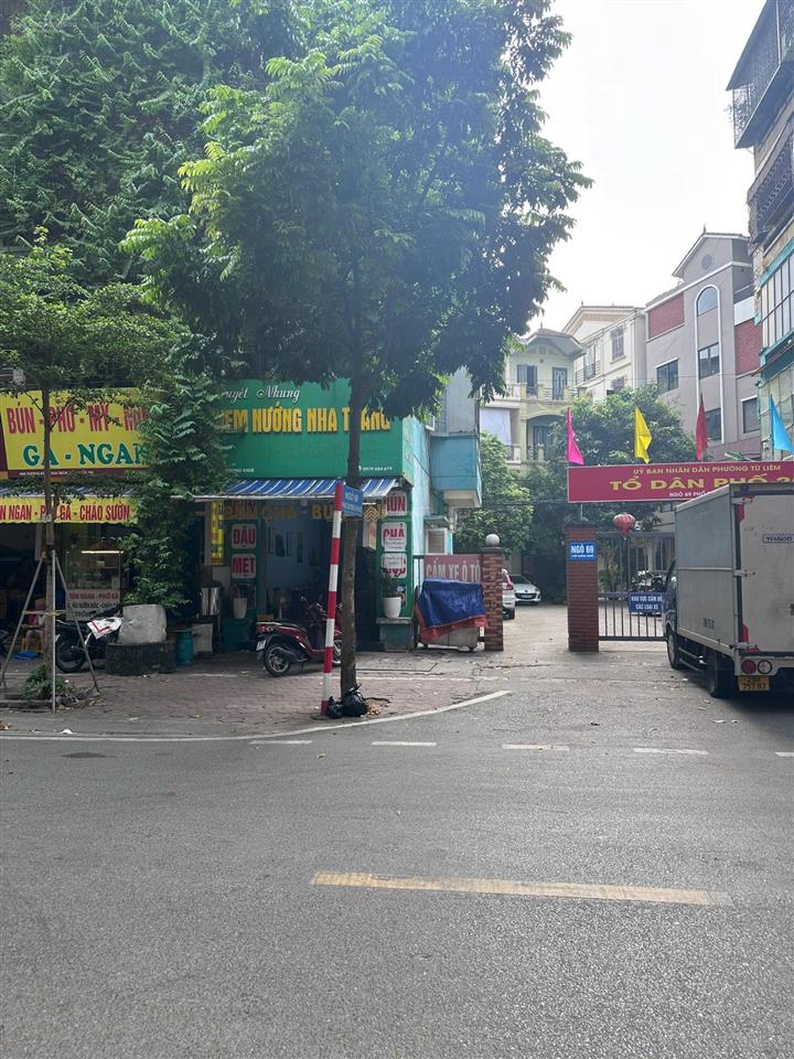 Cho thuê mặt bằng căn góc 3t mặt phố dương khuê  3 mặt thoáng dt270m  vị trí kinh doanh sầm uất