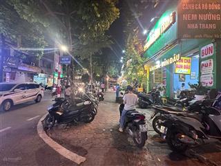 Cho thuê mặt bằng căn góc 3t mặt phố dương khuê  3 mặt thoáng dt270m  vị trí kinh doanh sầm uất