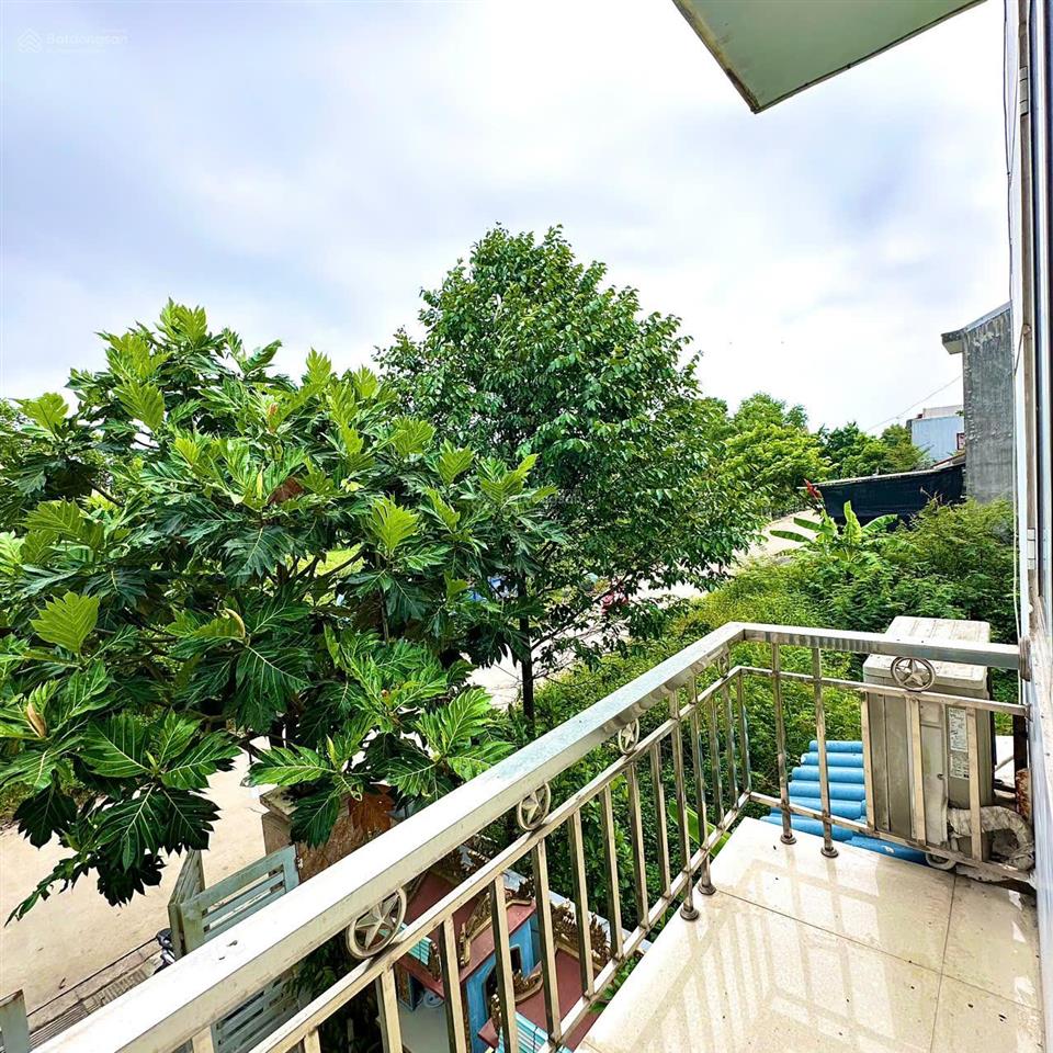 2 căn nhà 3 tầng từ dân  lô góc 2 mặt tiền 207,5m. ngang 11m kqh ngọc anh, phú thượng, tp huế.