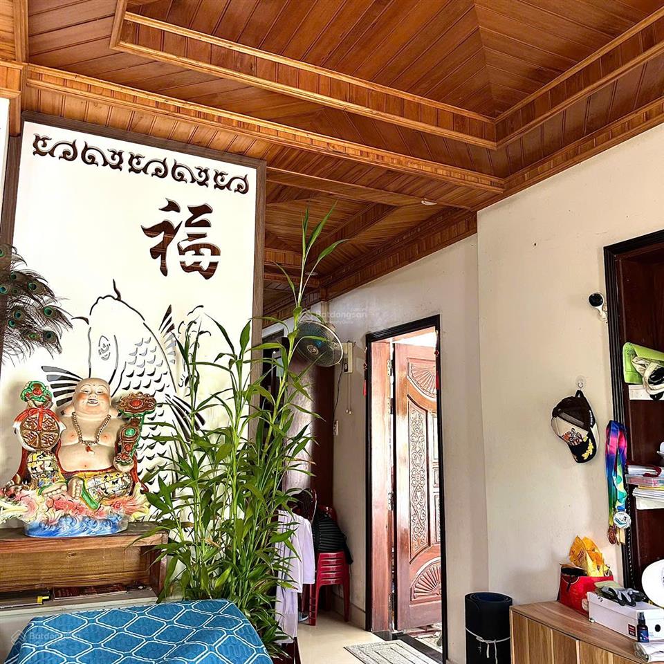 2 căn nhà 3 tầng từ dân  lô góc 2 mặt tiền 207,5m. ngang 11m kqh ngọc anh, phú thượng, tp huế.