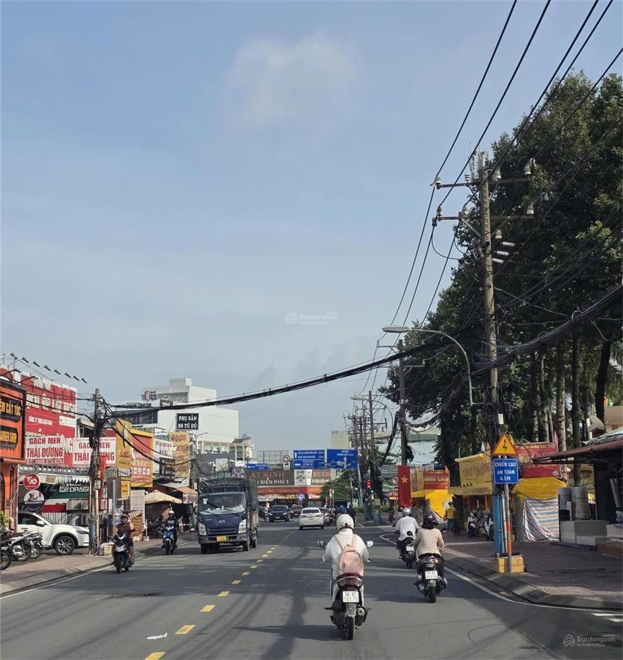 Vip đất sát mt đ.nguyễn văn tăng dt 77m2 gi.á 6.xtỷ hxt vip sát mt gần vinhomes q9 lê văn việt