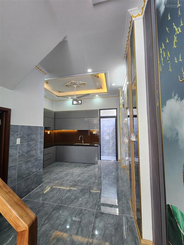 Hot nhà 4 tầng full nội thất khu compound sát mt đường lò lu, giá 7 tỷ gần vinhome q9, vđ3
