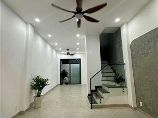 Nhà mới đang đợi chủ hxh full nội thất chỉ 6.xtỷ sát kđt đông tăng long, gần vinhomes q9