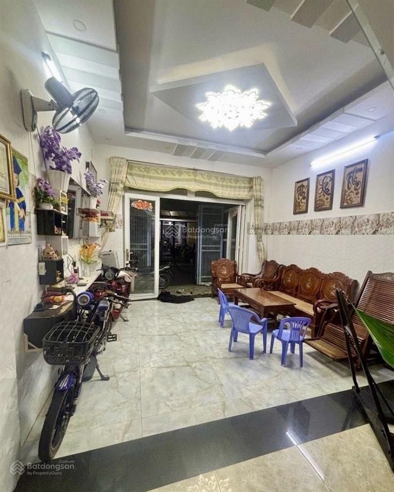 Sát vinhomes q9 nhà 3 tầng chỉ 5.99 tỷ khu phân lô dân trí cao cạnh đ. nguyễn xiển