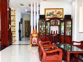 Nhà biệt thự đ. cầu xây 2 dt 755m2 chỉ 38 tỷ cạnh lê văn việt  khu công nghệ cao