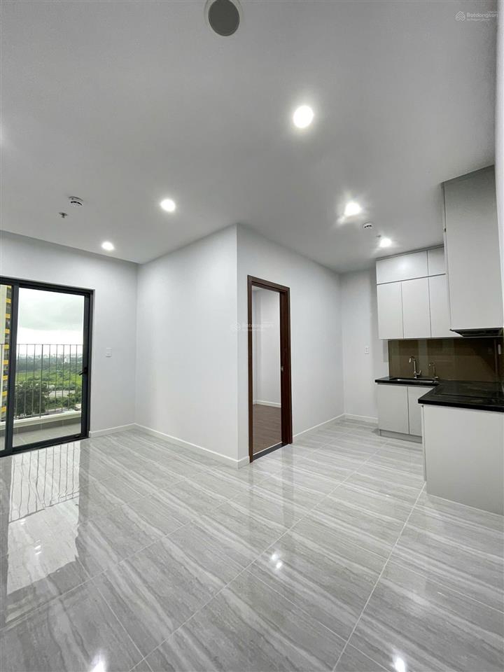 Chỉ 3 tỷ sở hữu ngay căn hộ bcons city đã bàn giao 2pn view landmark 81 có hđ thuê 12tr/tháng