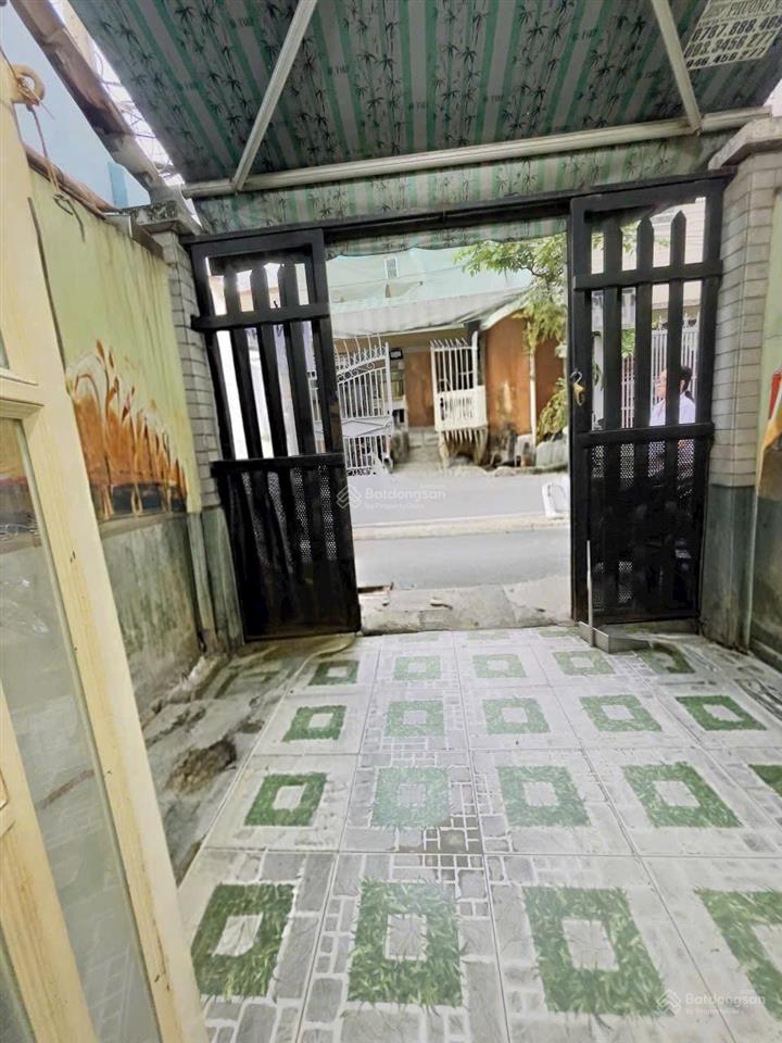 [ q4 ] nhà đẹp kdc dân trí cao không quy hoạch. 3tầng btct . chỉ 5 tỷ nhỉnh