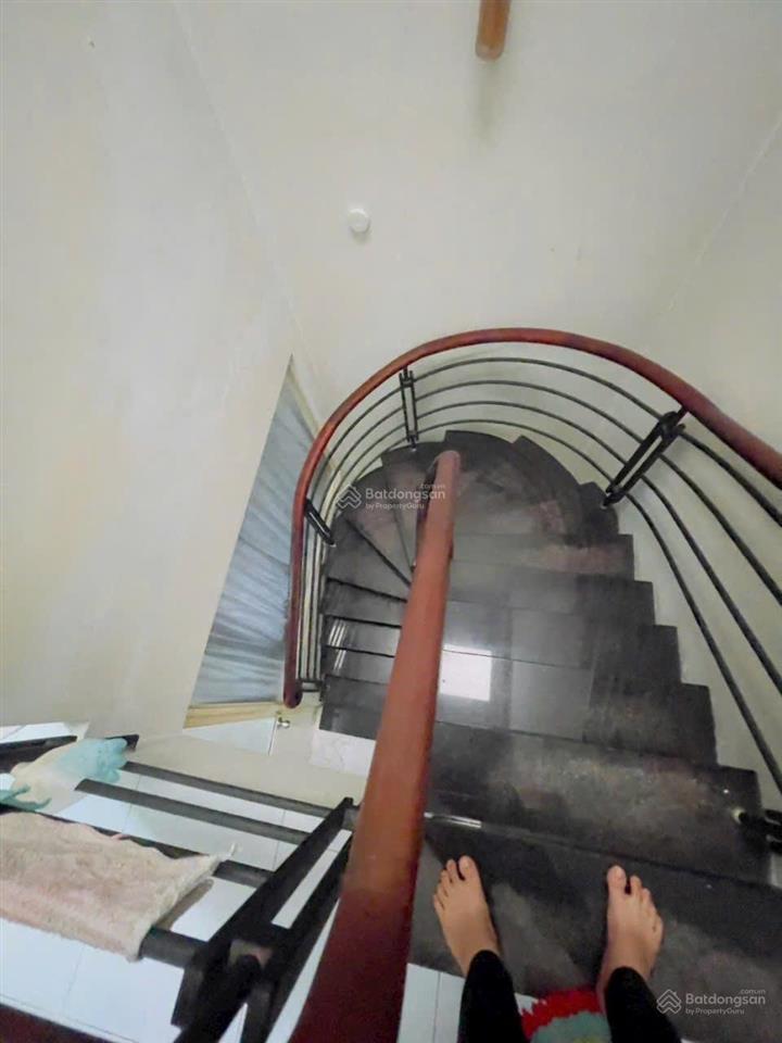 [ q4 ] nhà đẹp kdc dân trí cao không quy hoạch. 3tầng btct . chỉ 5 tỷ nhỉnh