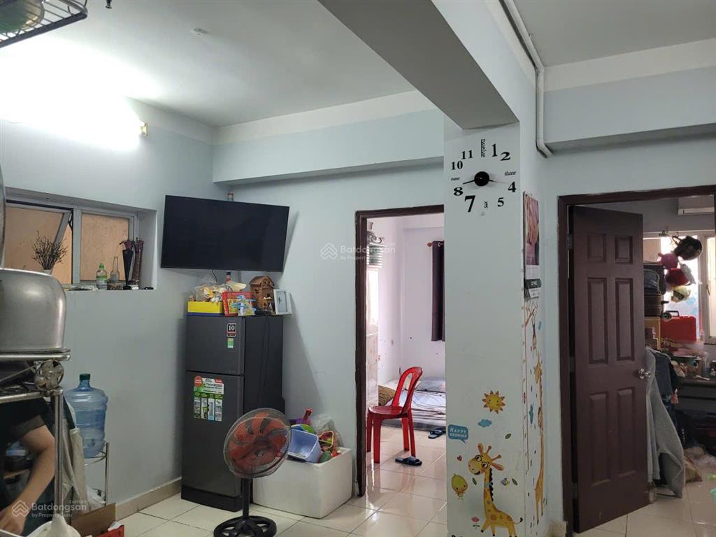 Cho thuê căn hộ nhất lan 3 ngay chợ bà hom, chỉ 5 triệu, 50 m2, 2pn, 1wc, view đẹp, chủ nhiệt tình