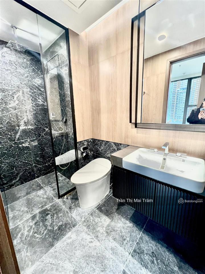 Căn 2pn nội thất cơ bản sắp trống cho thuê ở lumiere riverside chỉ 30 triệu đã có thuế