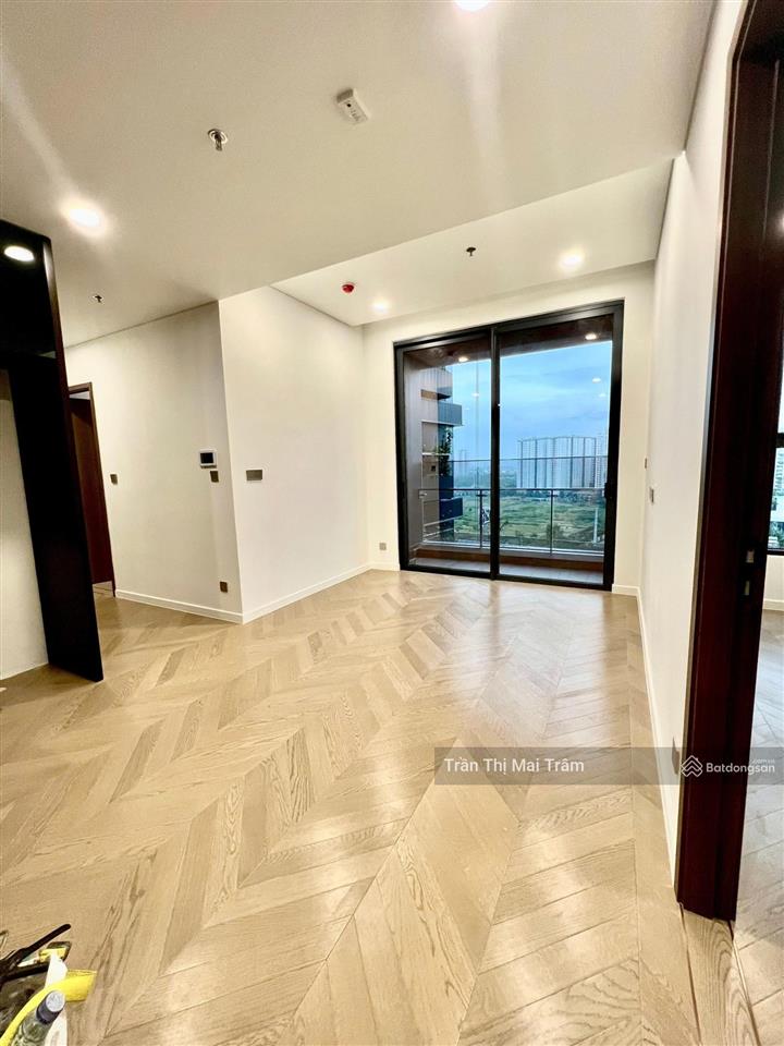 Căn 2pn nội thất cơ bản sắp trống cho thuê ở lumiere riverside chỉ 30 triệu đã có thuế
