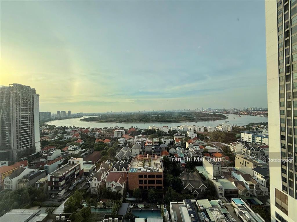 Gọi cho em đi xem căn 2pn view sông 100m², đầy đủ nội thất gateway thảo điền này 58 triệu thôi ạ