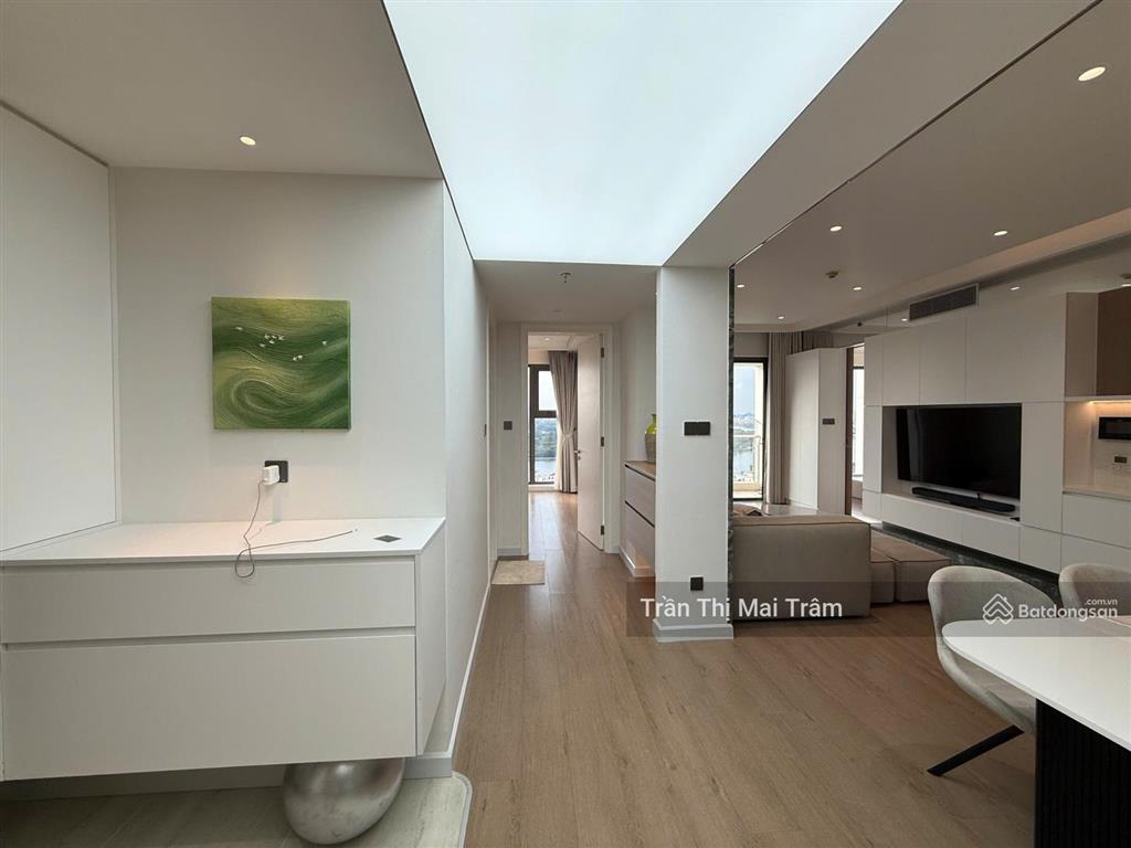 Gọi cho em đi xem căn 2pn view sông 100m², đầy đủ nội thất gateway thảo điền này 58 triệu thôi ạ