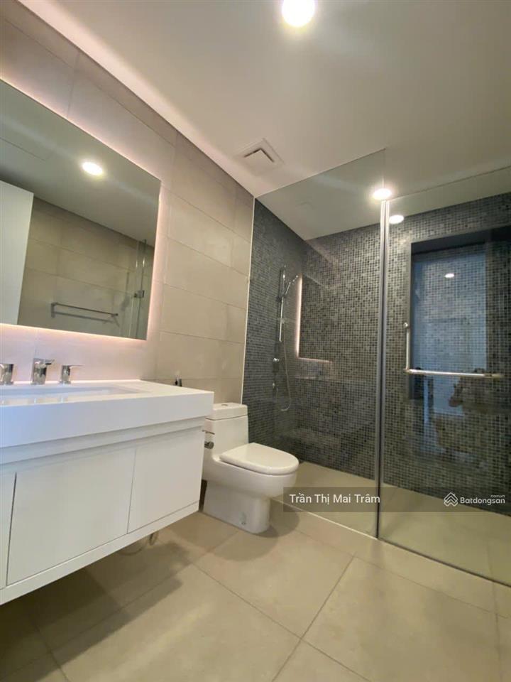 Cho thuê 2pn 93m2 the berkley thảo điền, ntcb giá tốt khi mới ac ơi, 45 triệu gọi em trâm liền ạ