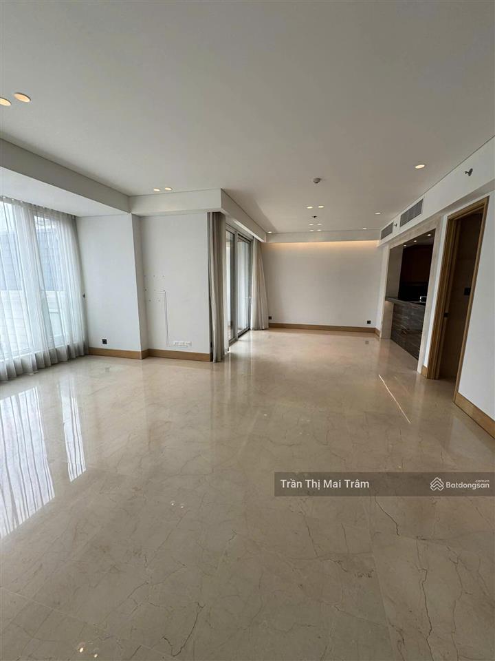Trống sẵn, 3pn the albany cho thuê, 235m2, ntcb, thang máy riêng, 158 triệu/tháng ạ