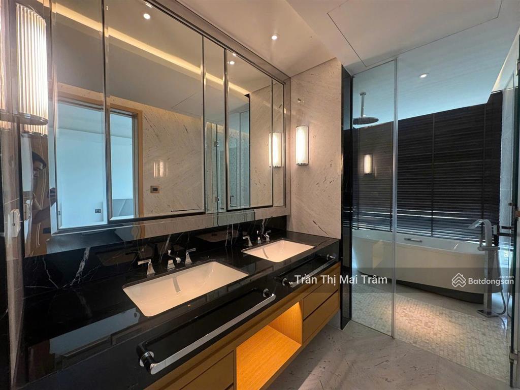 Trống sẵn, 3pn the albany cho thuê, 235m2, ntcb, thang máy riêng, 158 triệu/tháng ạ