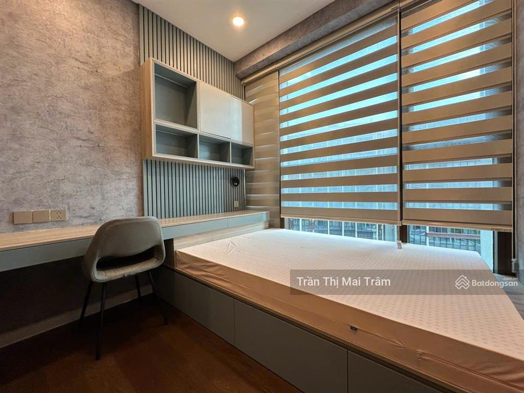 Thuê 3pn, full nội thất đẹp 109m2 tại metropole thủ thiêm 75 triệu, vào luôn ạ