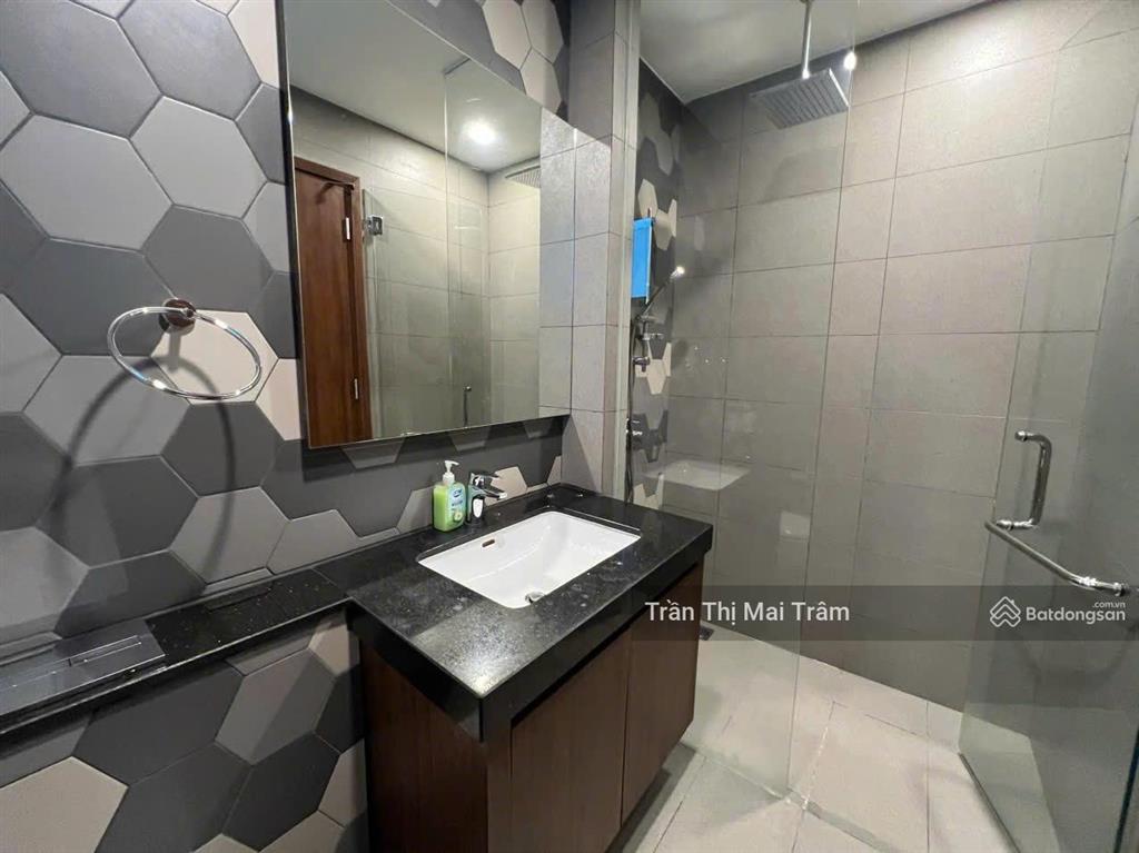 Thuê nhanh ac căn 2pn, full nội thất 30 triệu tại d'edge thảo điền, 98m2 gọi em trâm ạ