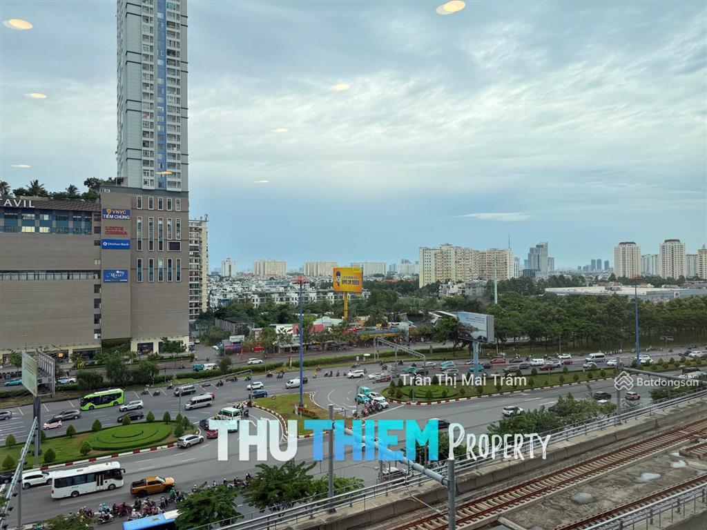 Thuê the berkley thảo điền 2pn  45 triệu bao phí, 94m2 mới 100%