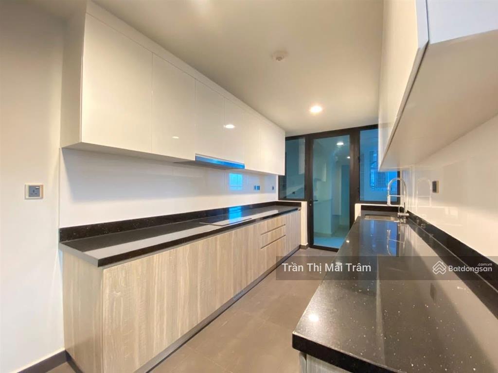 Căn hộ sky mansion, siêu hiếm, 236m2, 5pn, 4wc, ntcb chỉ 95 triệu, view sông