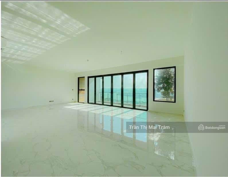 Căn hộ sky mansion, siêu hiếm, 236m2, 5pn, 4wc, ntcb chỉ 95 triệu, view sông