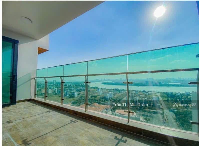 Căn hộ sky mansion, siêu hiếm, 236m2, 5pn, 4wc, ntcb chỉ 95 triệu, view sông